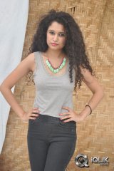 Soumya Sukumar at Pora Pove Movie Success Meet